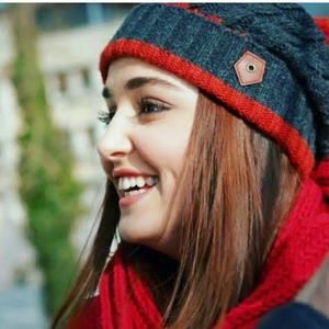 Meet your Posher, Azka